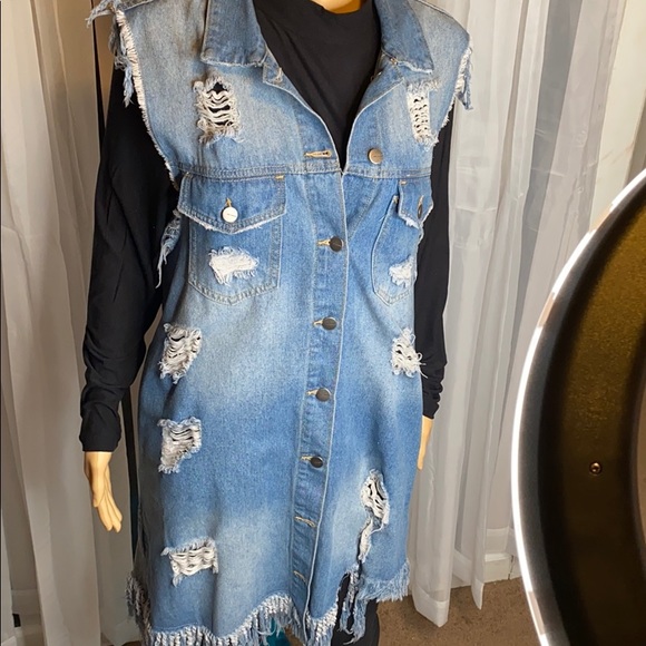 Distress oversized faded ripped blue jean vest! - Picture 2 of 3